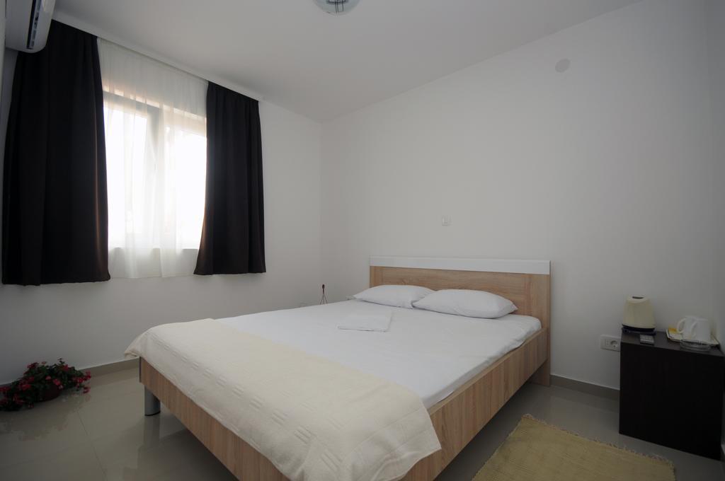 Apartments Vila Anastasia Budva Zimmer foto